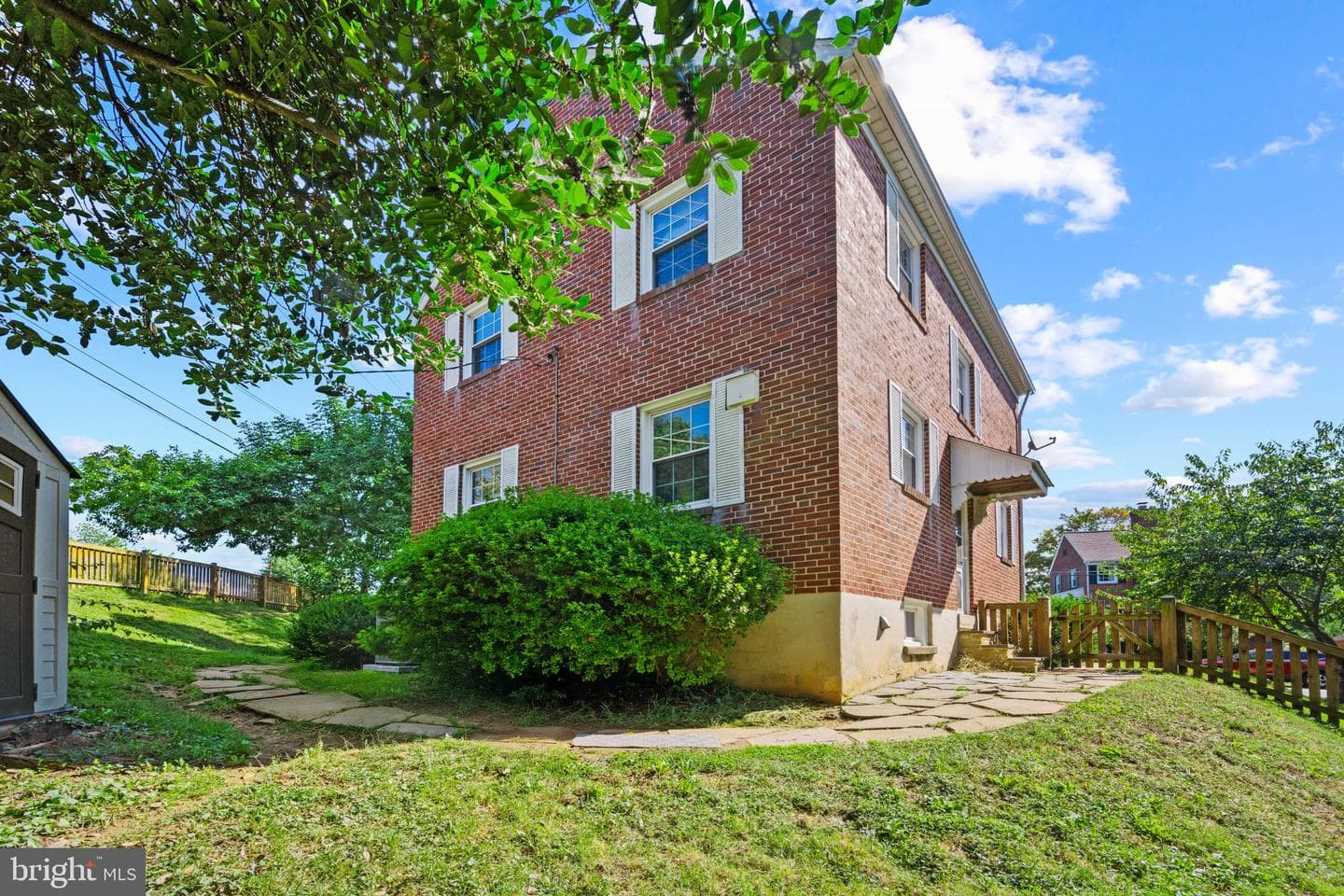 2 Park Drive photo 31