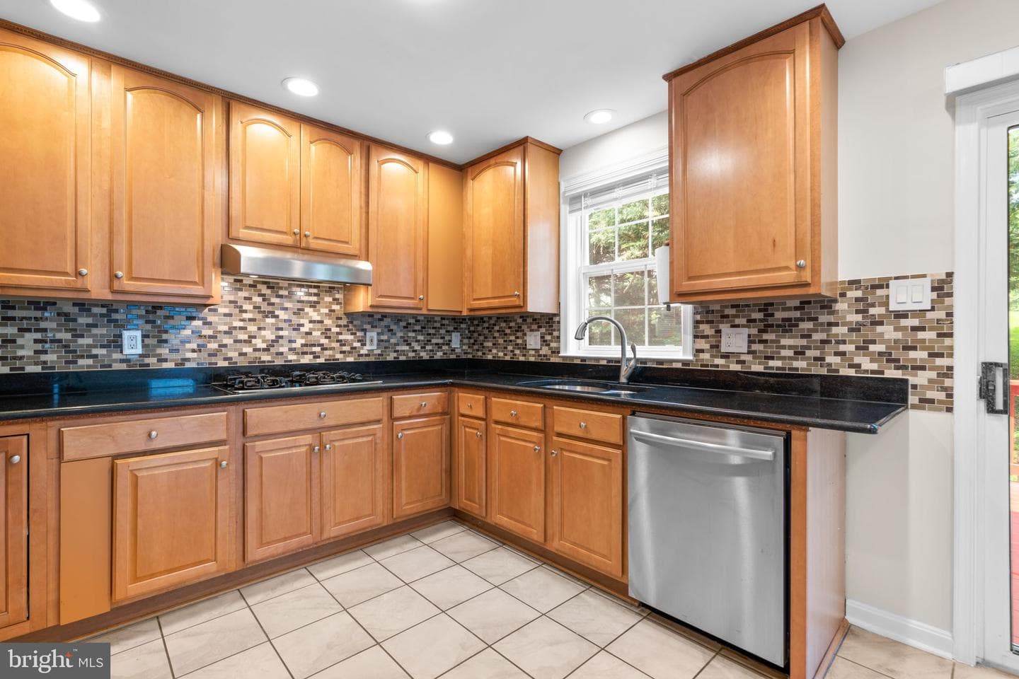22 Saddlestone Court photo 16