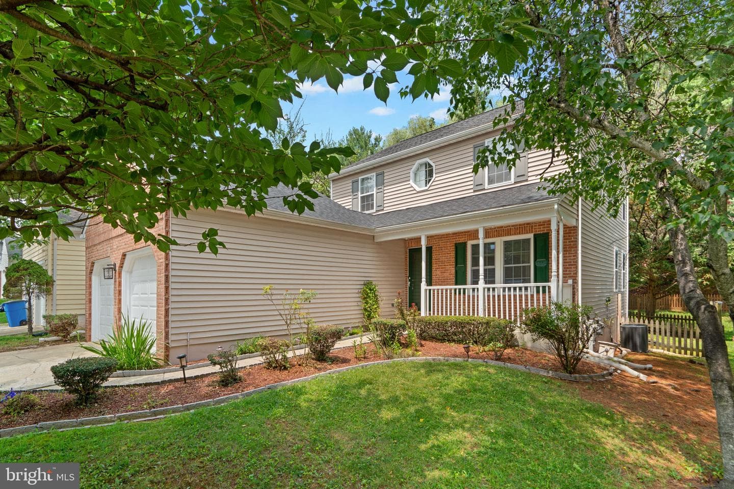 22 Saddlestone Court photo 2