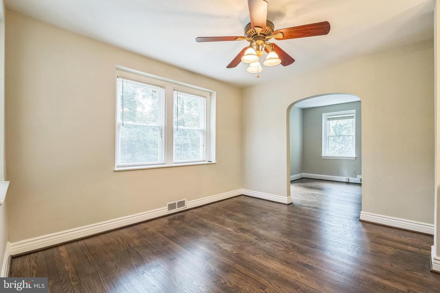 2504 Parkview Road photo 32