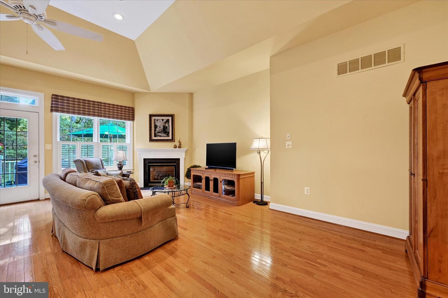 2101 Cranbourne Road photo 19