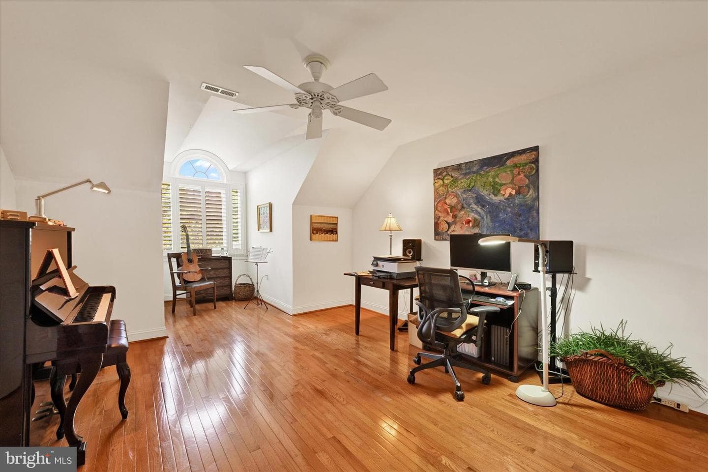 2101 Cranbourne Road photo 32