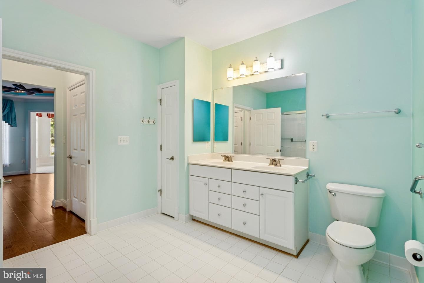 2900 Stone Cliff Drive #102 photo 39