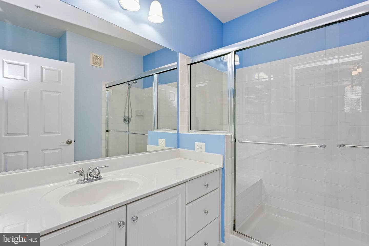 2900 Stone Cliff Drive #102 photo 48