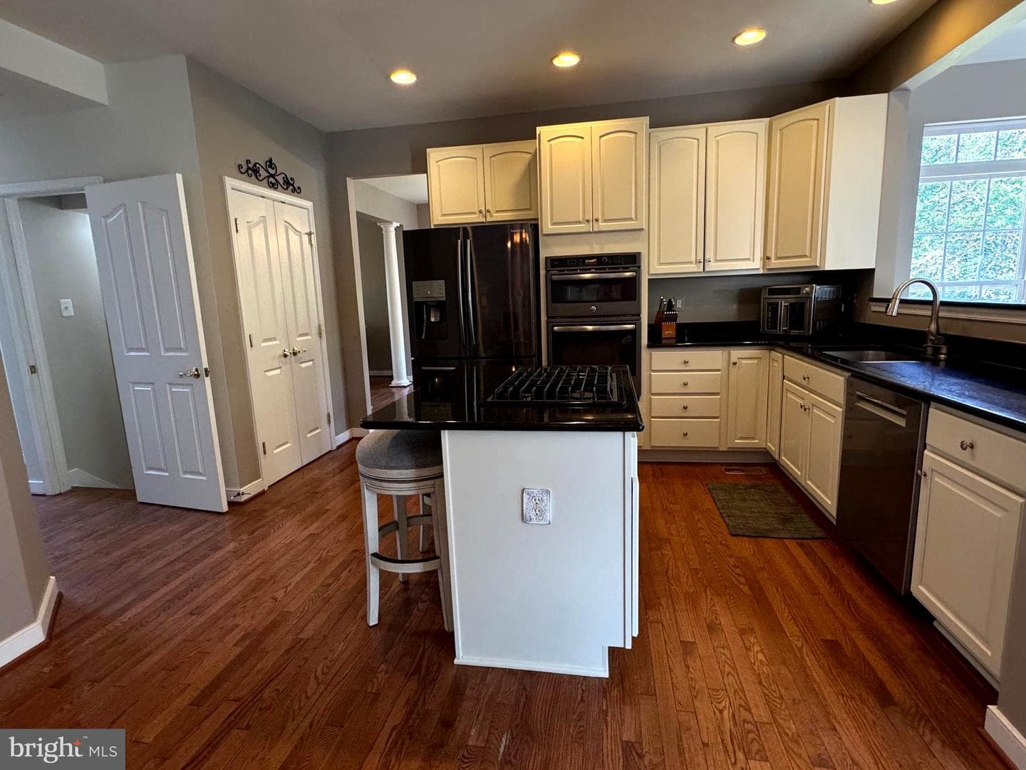 713 Jaclyn Circle photo 20