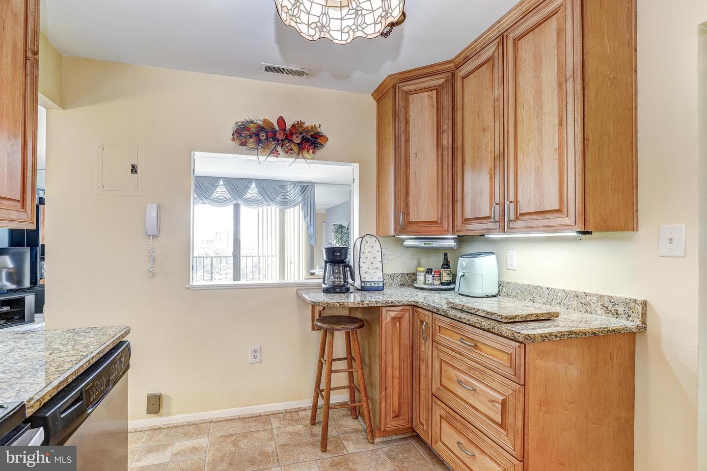 1 Smeton Place #1200 photo 16