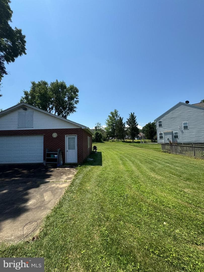 4123 Baker Lane photo 3