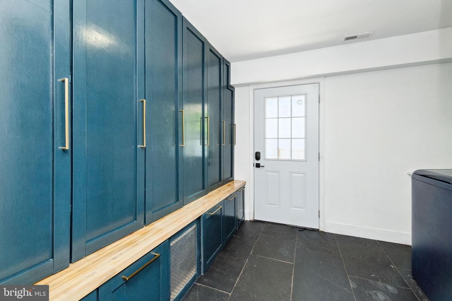 510 Sussex Road photo 19