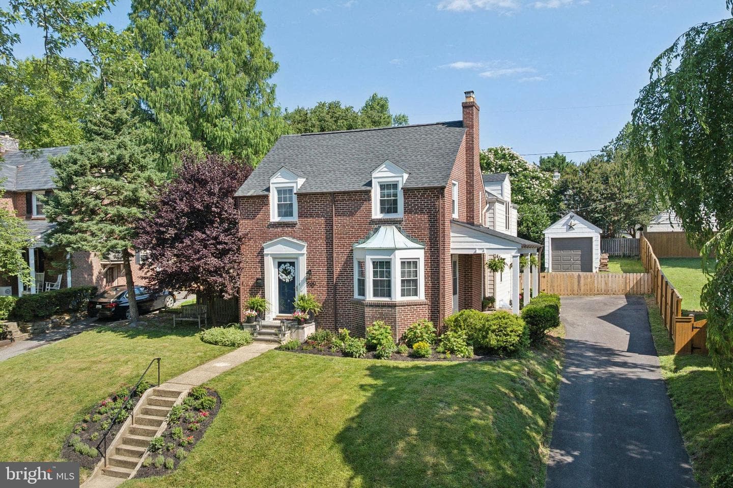 510 Sussex Road photo 3