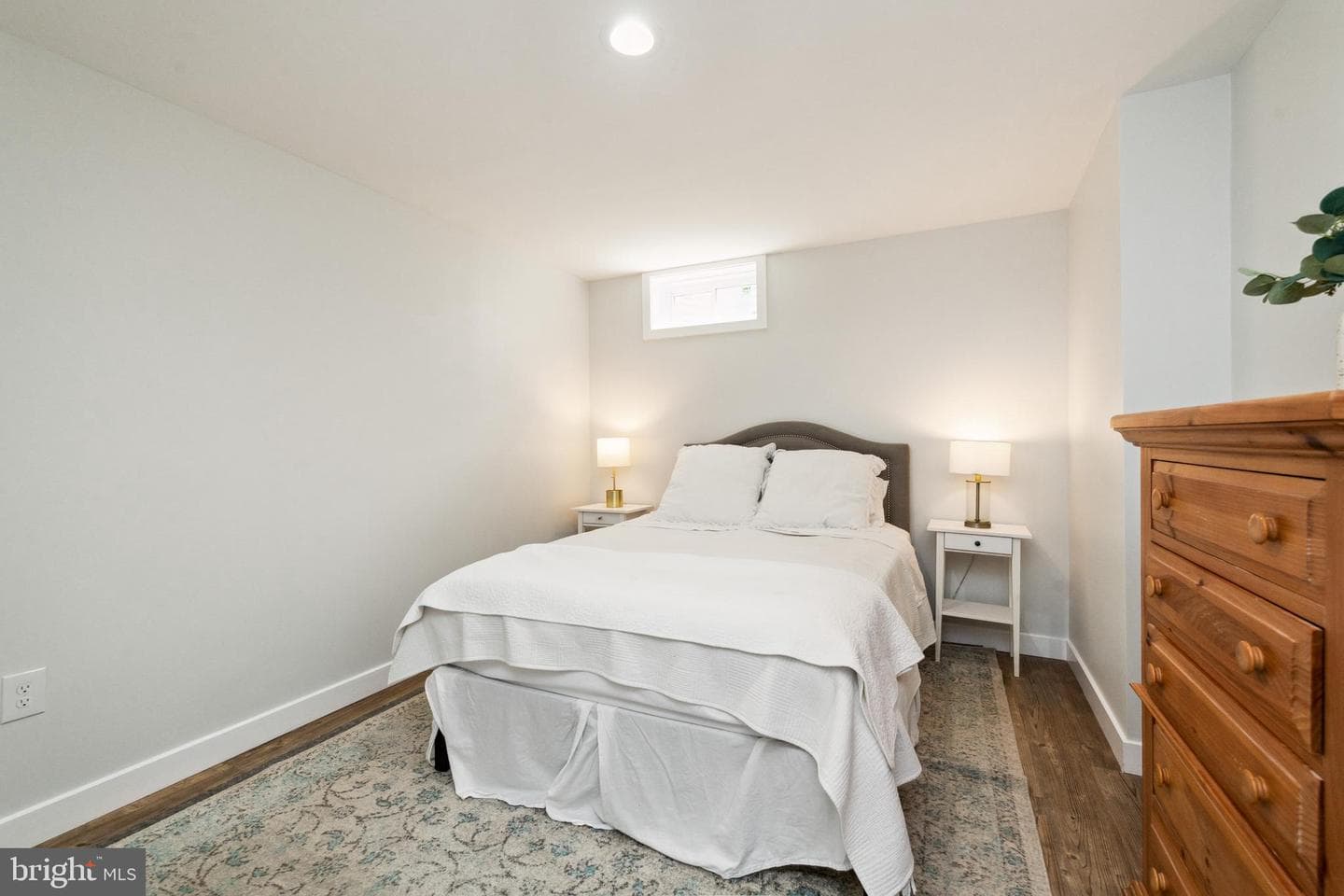 510 Sussex Road photo 38