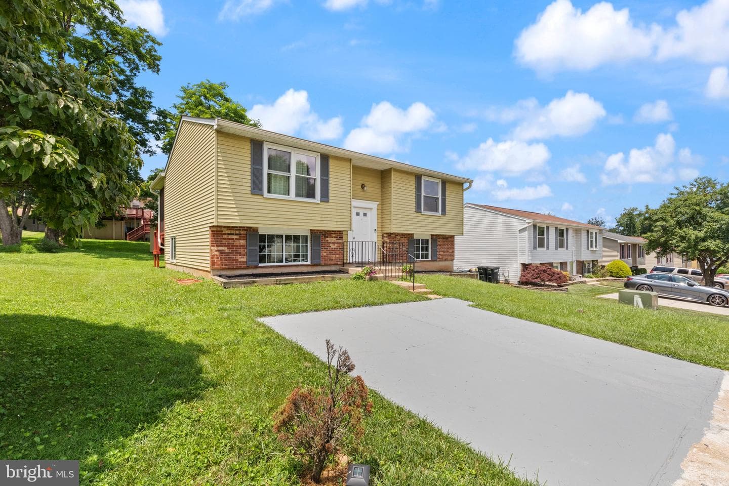 328 Kearney Drive photo 2