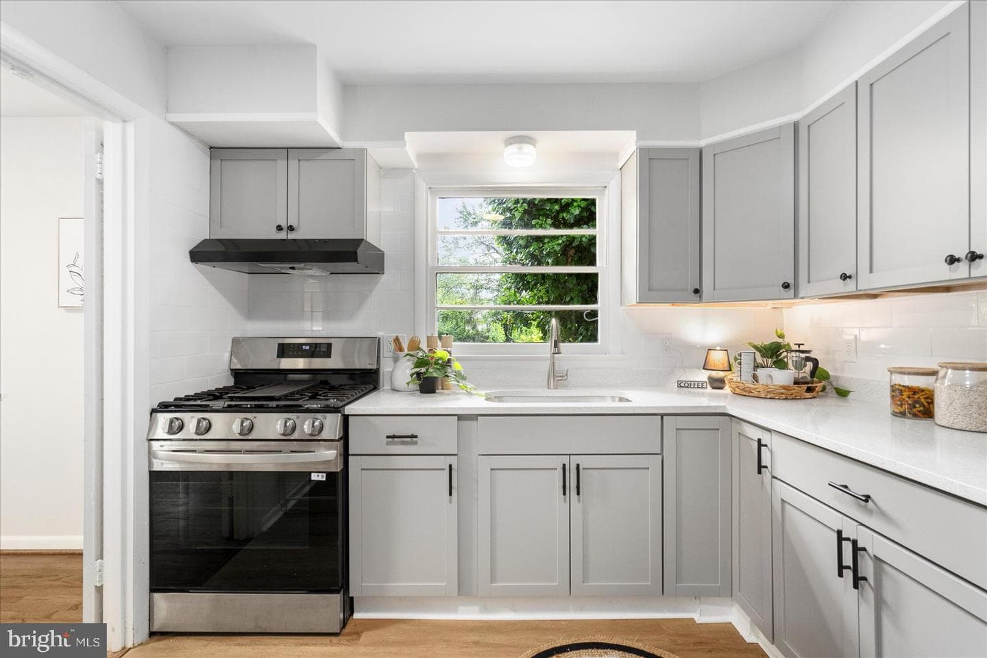 8511 Valleyfield Road photo 15