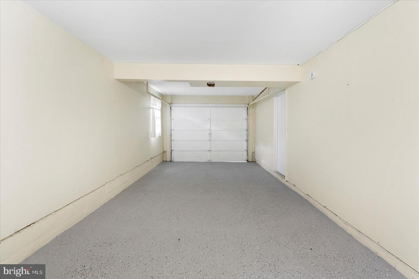8511 Valleyfield Road photo 40