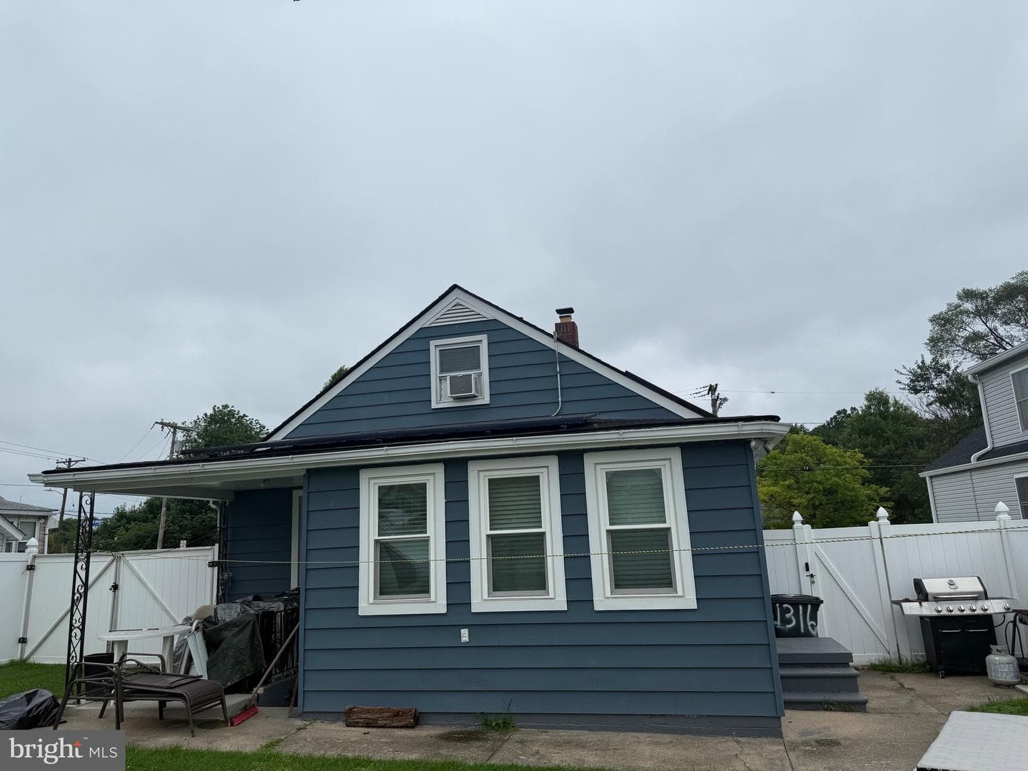 1346 Willow Road photo 15