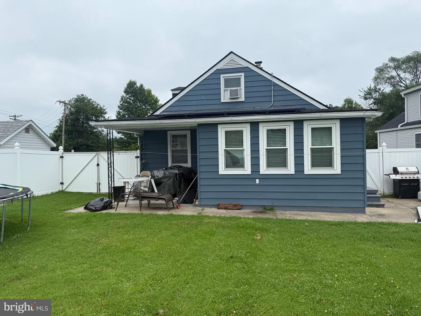 1346 Willow Road photo 17