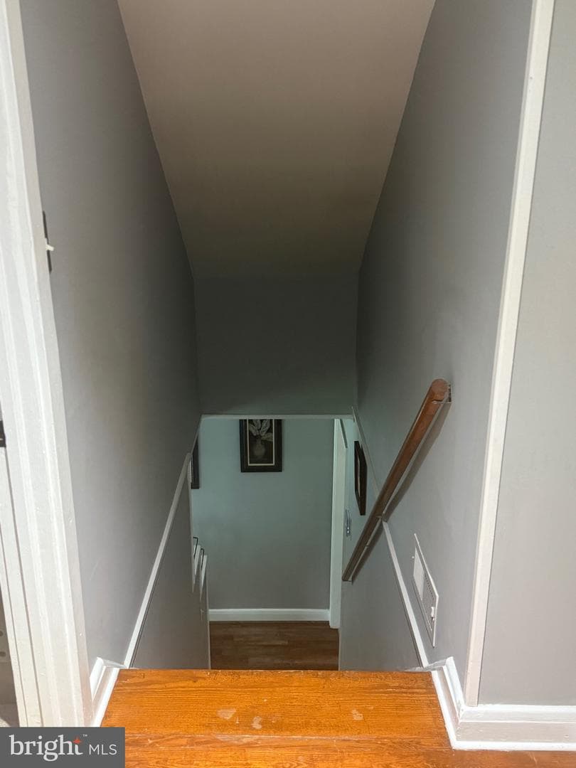 1346 Willow Road photo 75