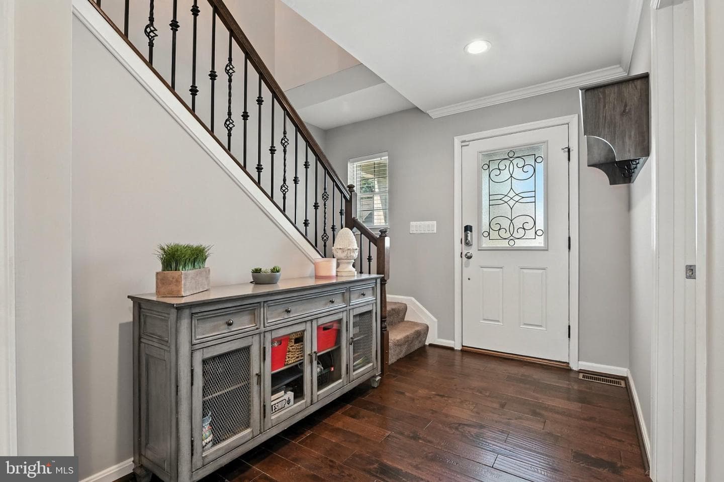 2308 Estate Avenue photo 4