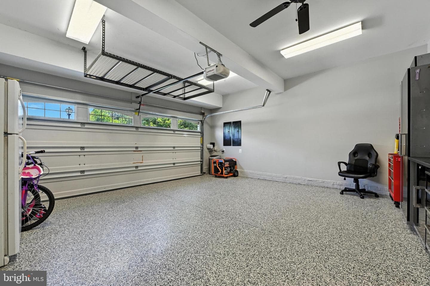 2308 Estate Avenue photo 41