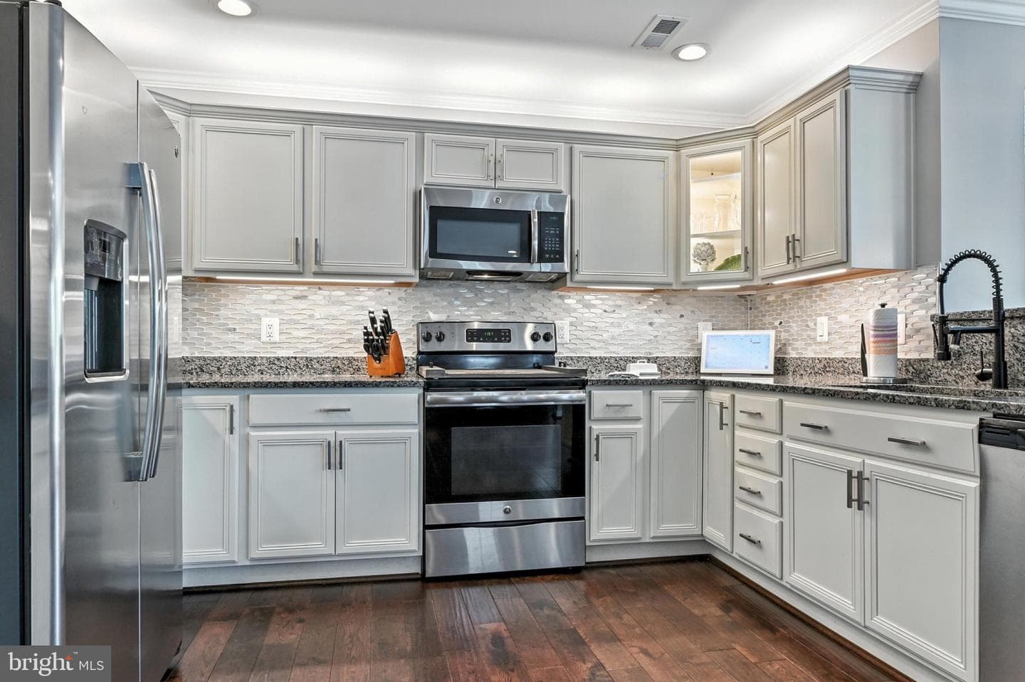 2308 Estate Avenue photo 8