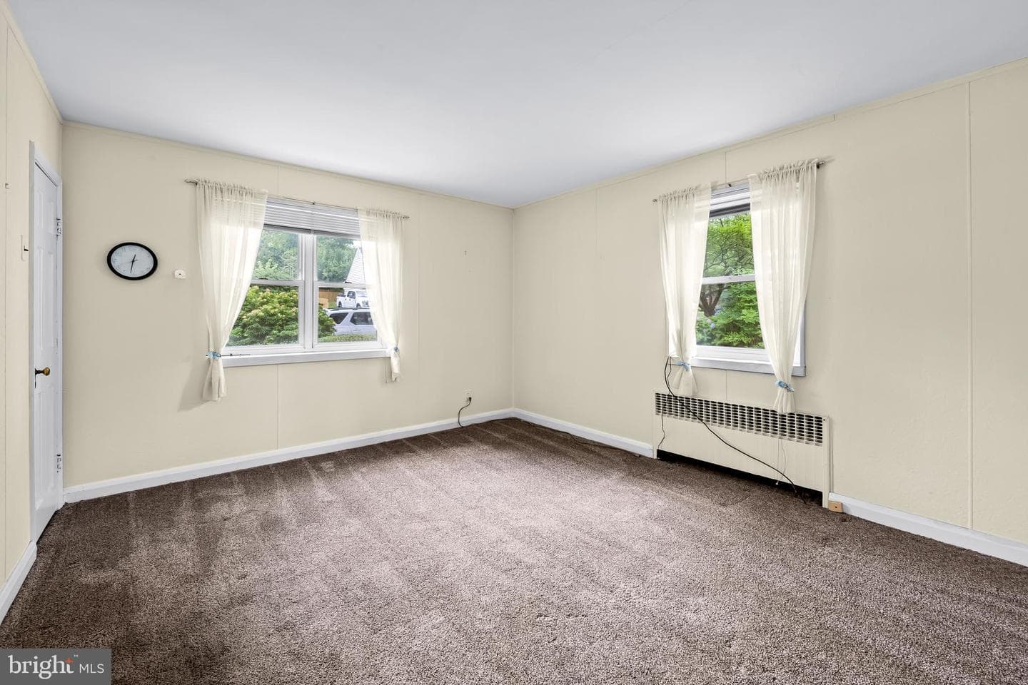 816 Ridgeleigh Road photo 17