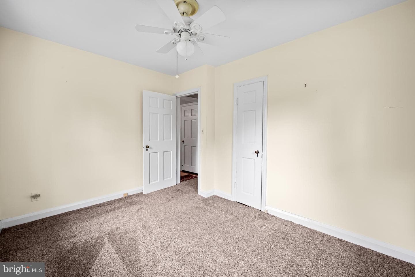816 Ridgeleigh Road photo 22