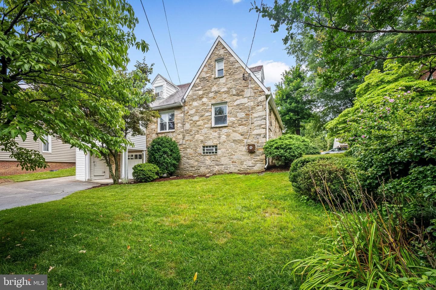816 Ridgeleigh Road photo 42