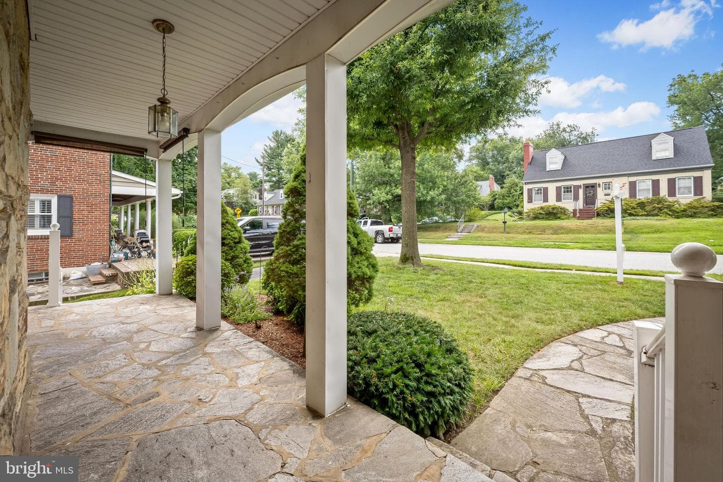 816 Ridgeleigh Road photo 5