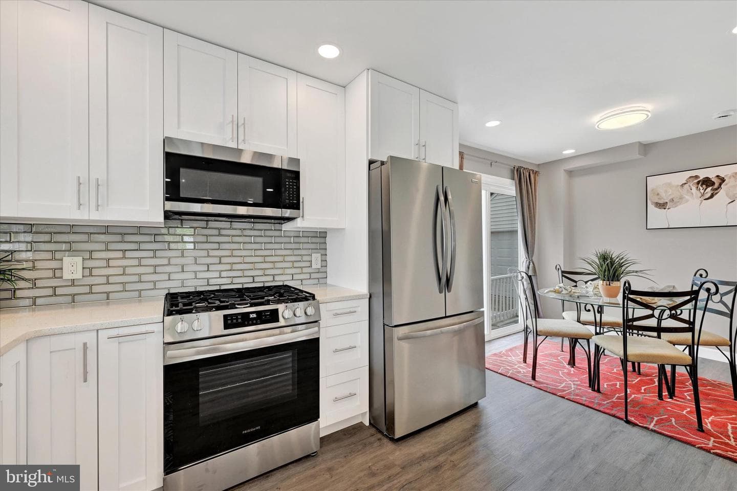 1205 Locust Avenue photo 9
