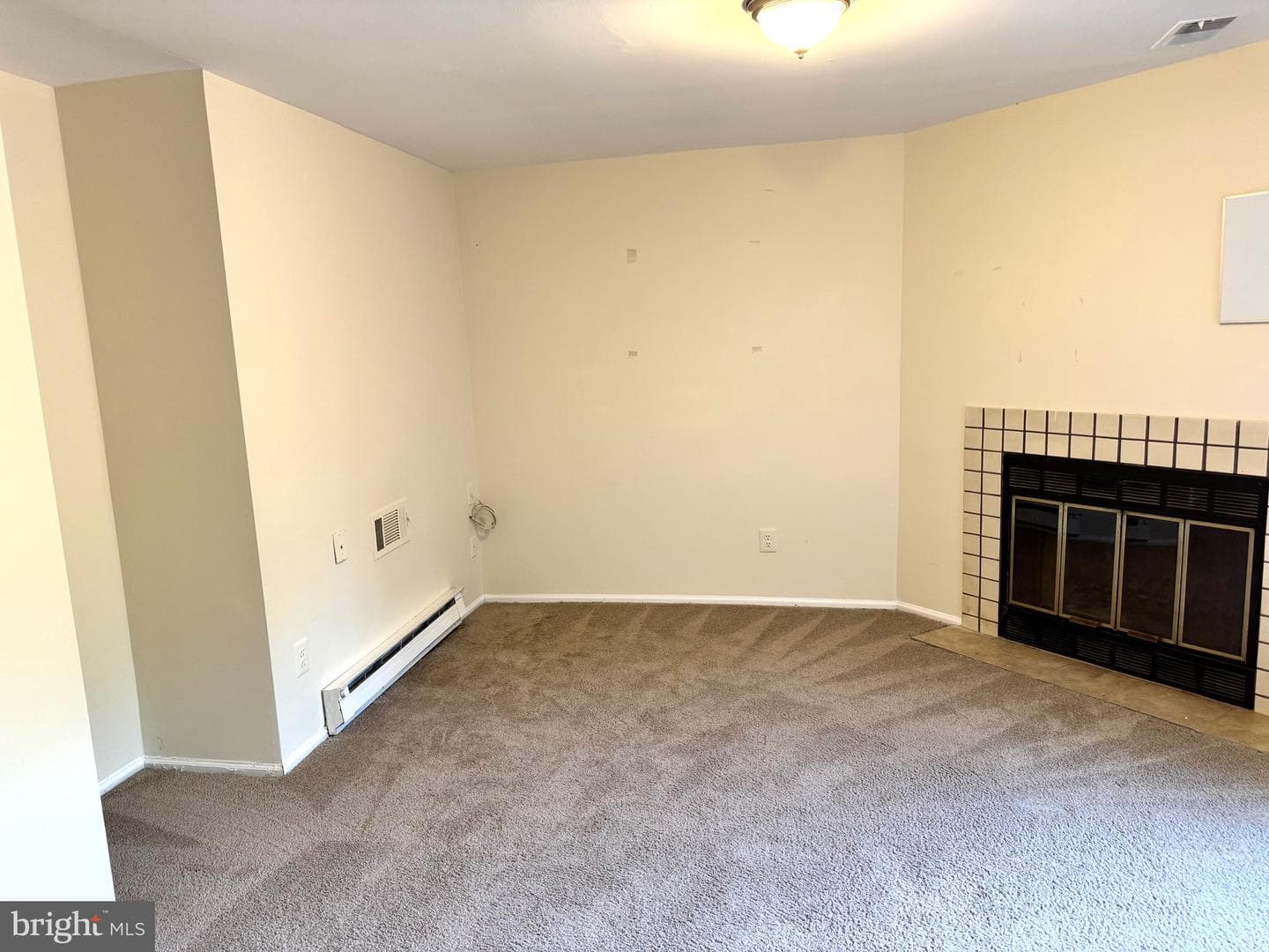 7252 Brookfalls Terrace photo 14