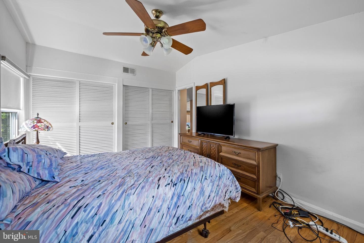6711 Laurelwood Avenue photo 23
