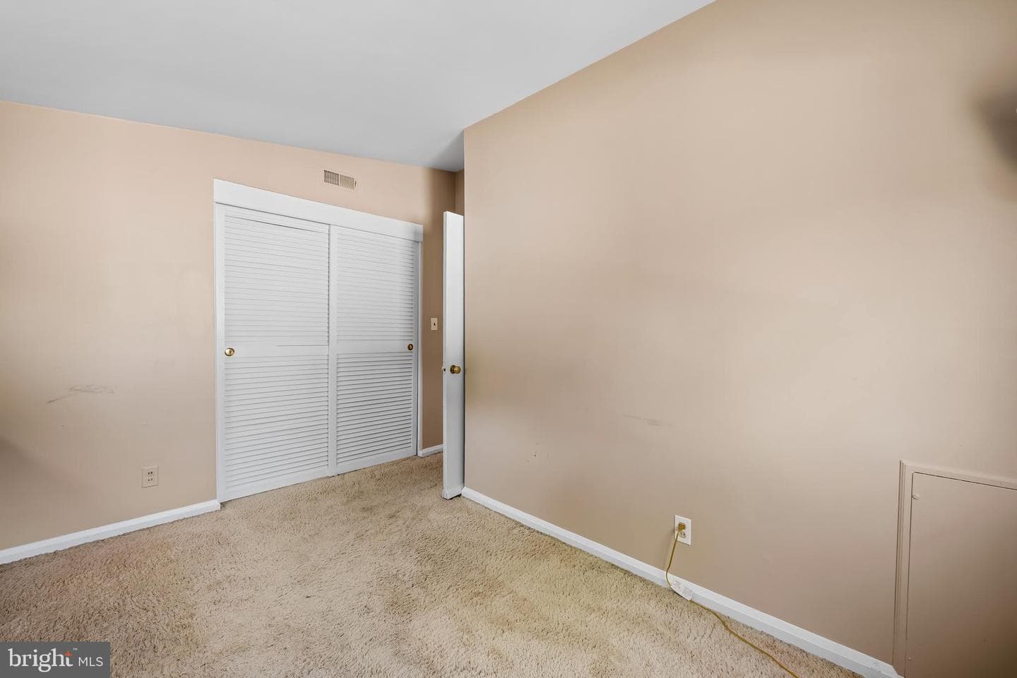 6711 Laurelwood Avenue photo 27