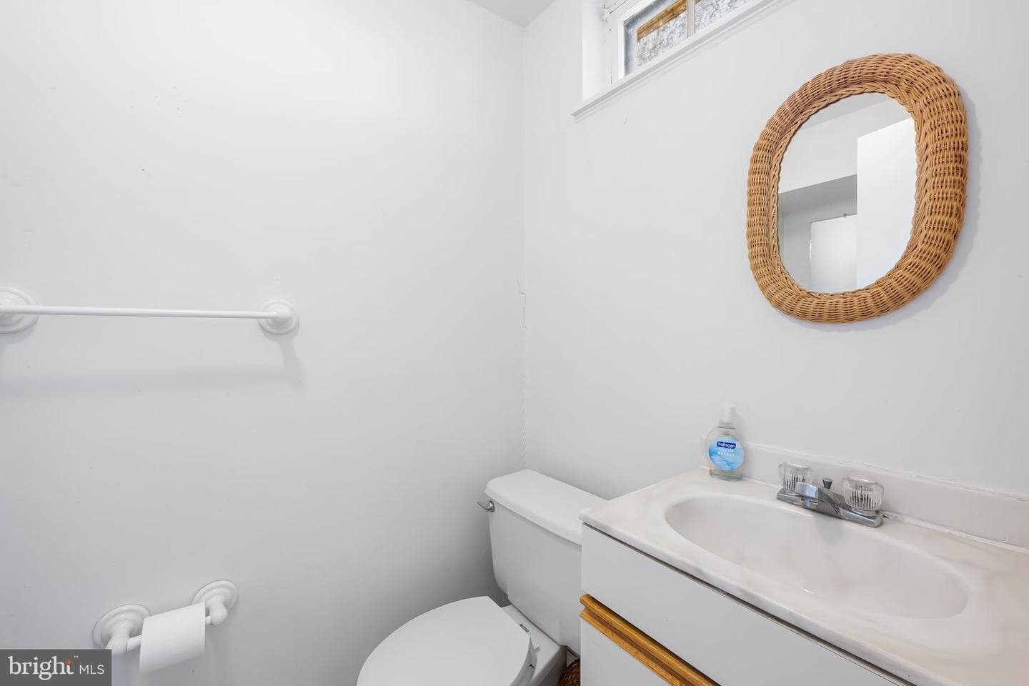 6711 Laurelwood Avenue photo 33