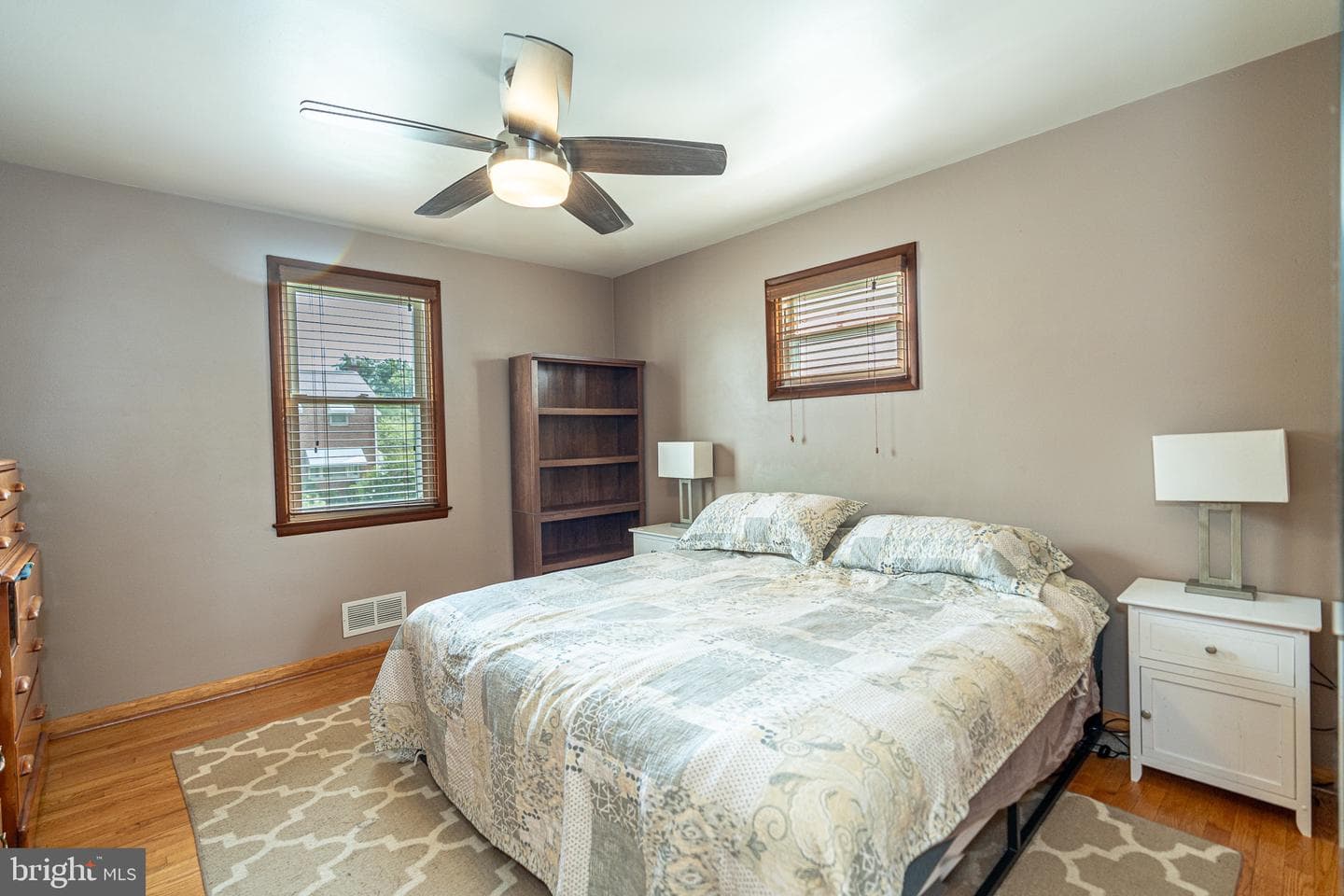1510 Seling Avenue photo 10