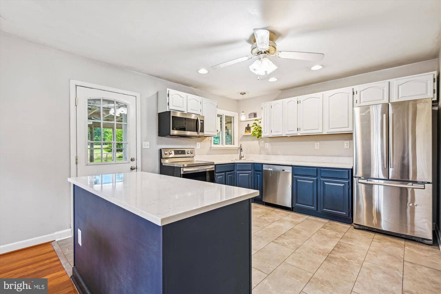 6743 Mount Vista Road photo 2