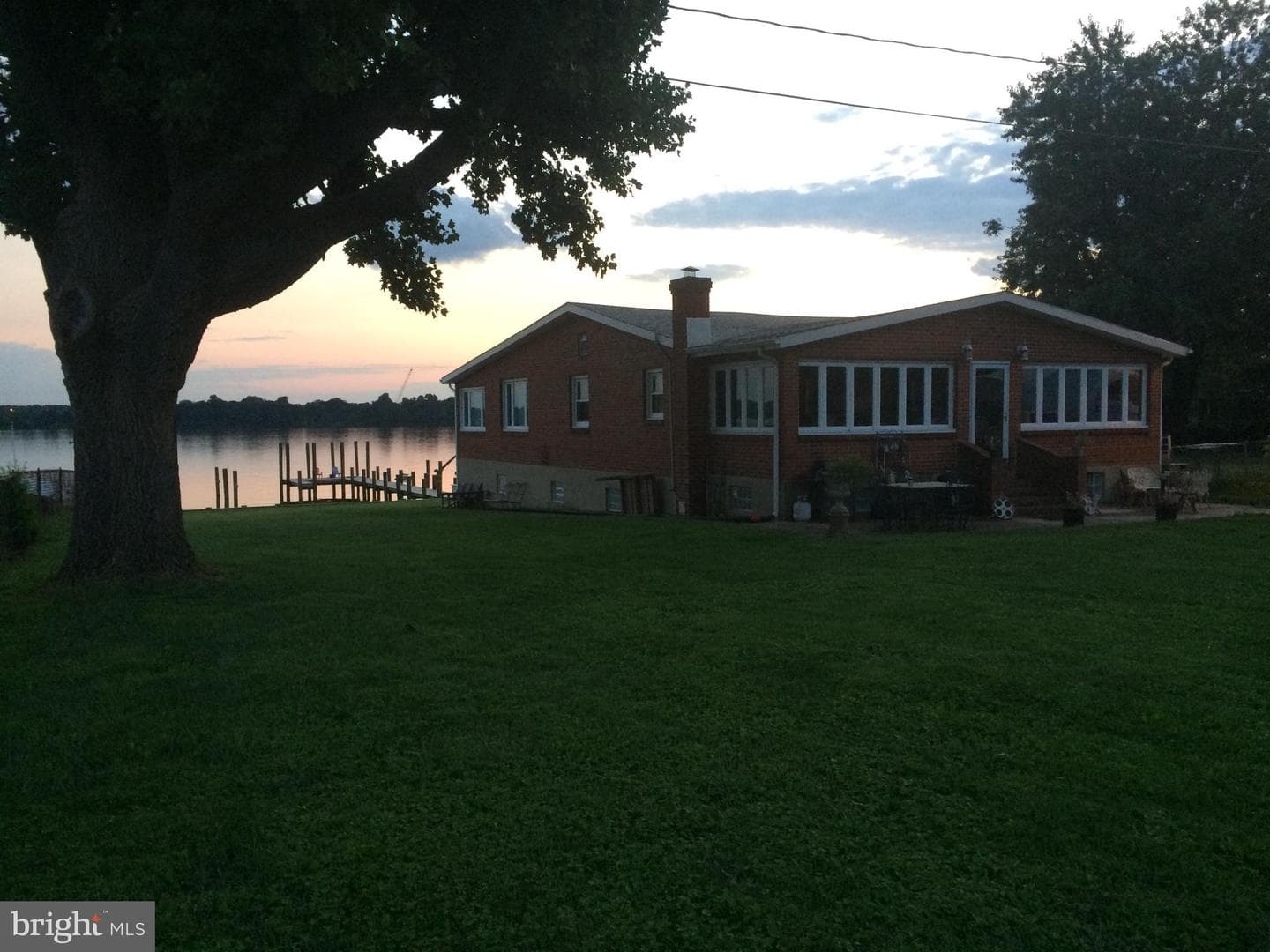 306 Riverside Drive photo 22