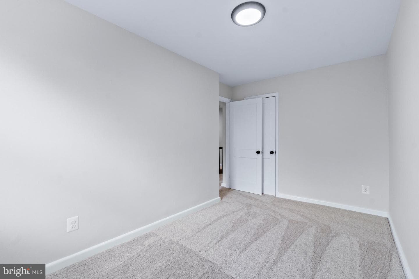 5530 Dolores Avenue photo 19