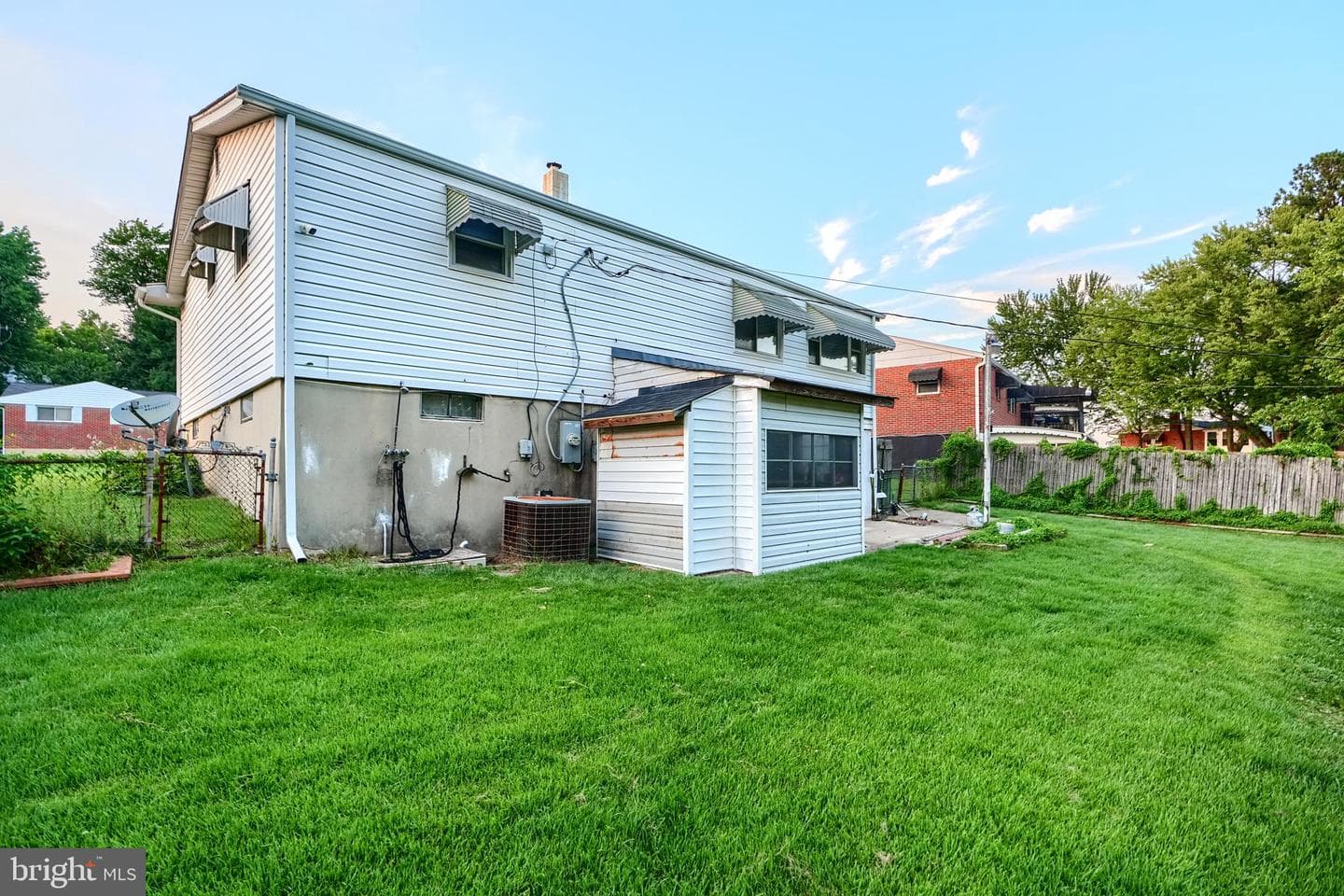 5511 Daybreak Terrace photo 36