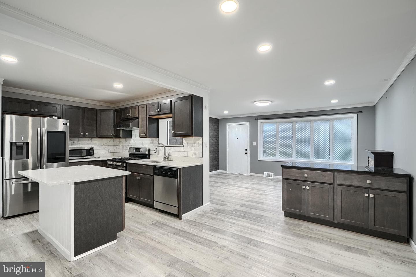 5511 Daybreak Terrace photo 8