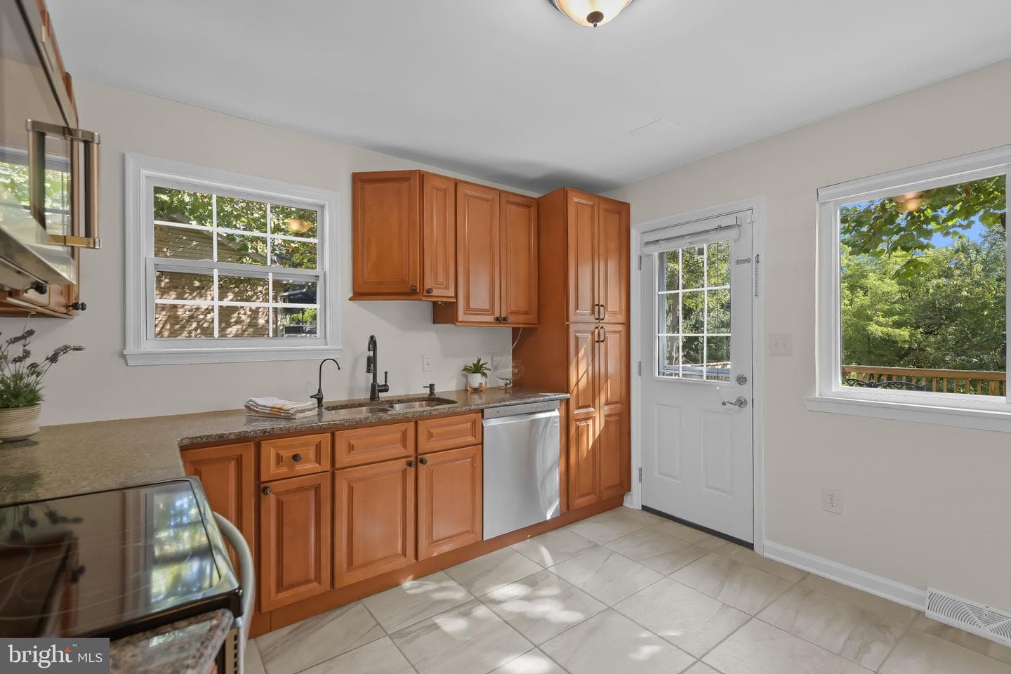 9700 Mendoza Road photo 10