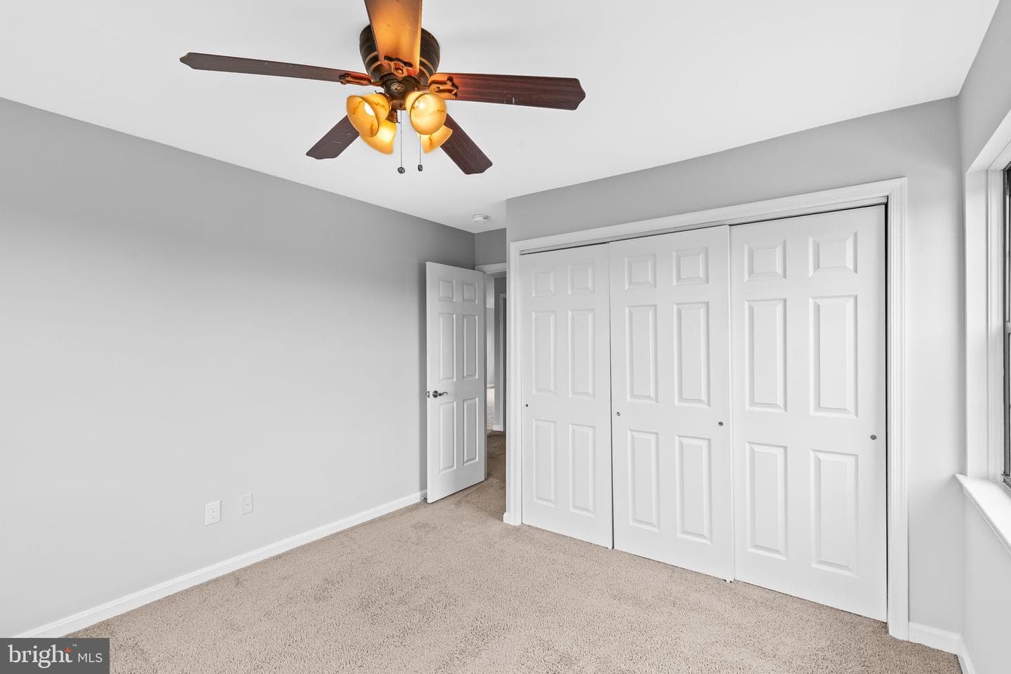 10 Choate Court #10e photo 17