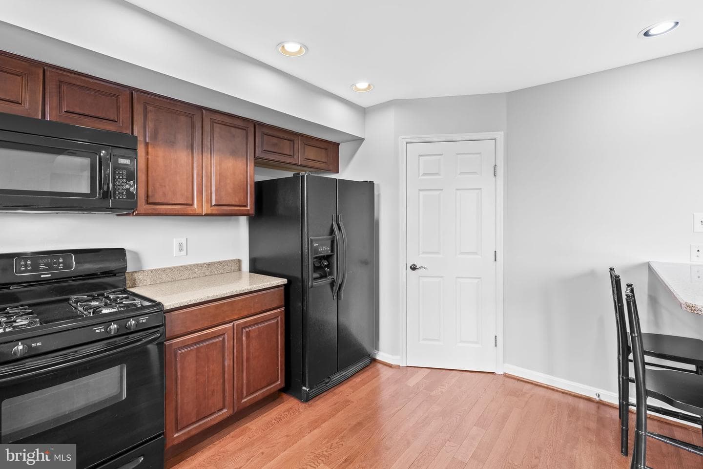 10 Choate Court #10e photo 9
