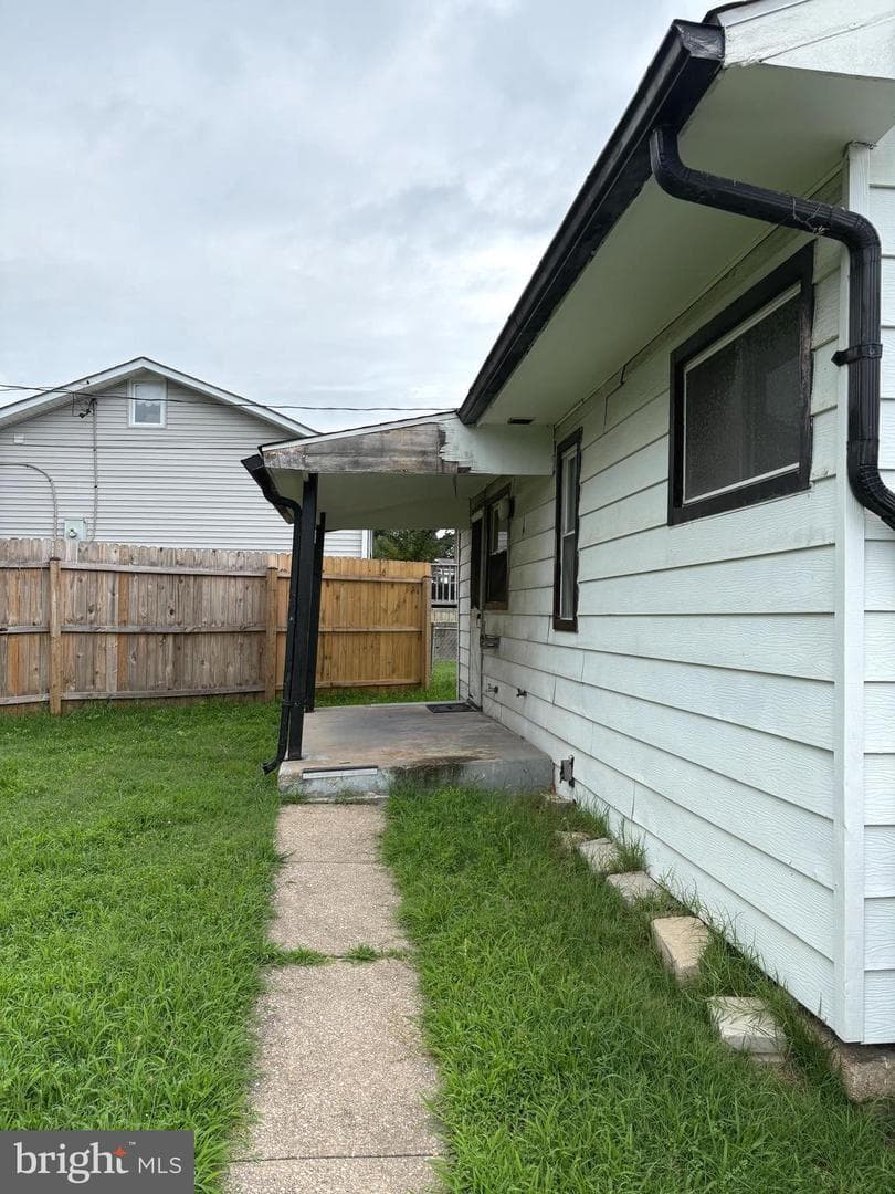 107 Compass Road photo 5