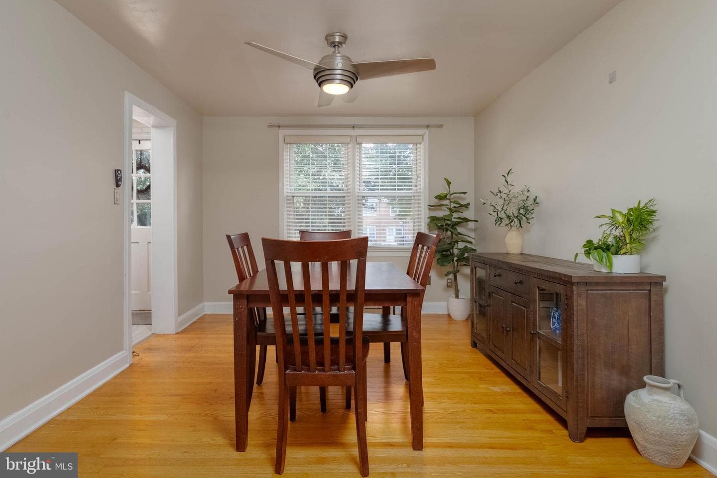 1525 Doxbury Road photo 12