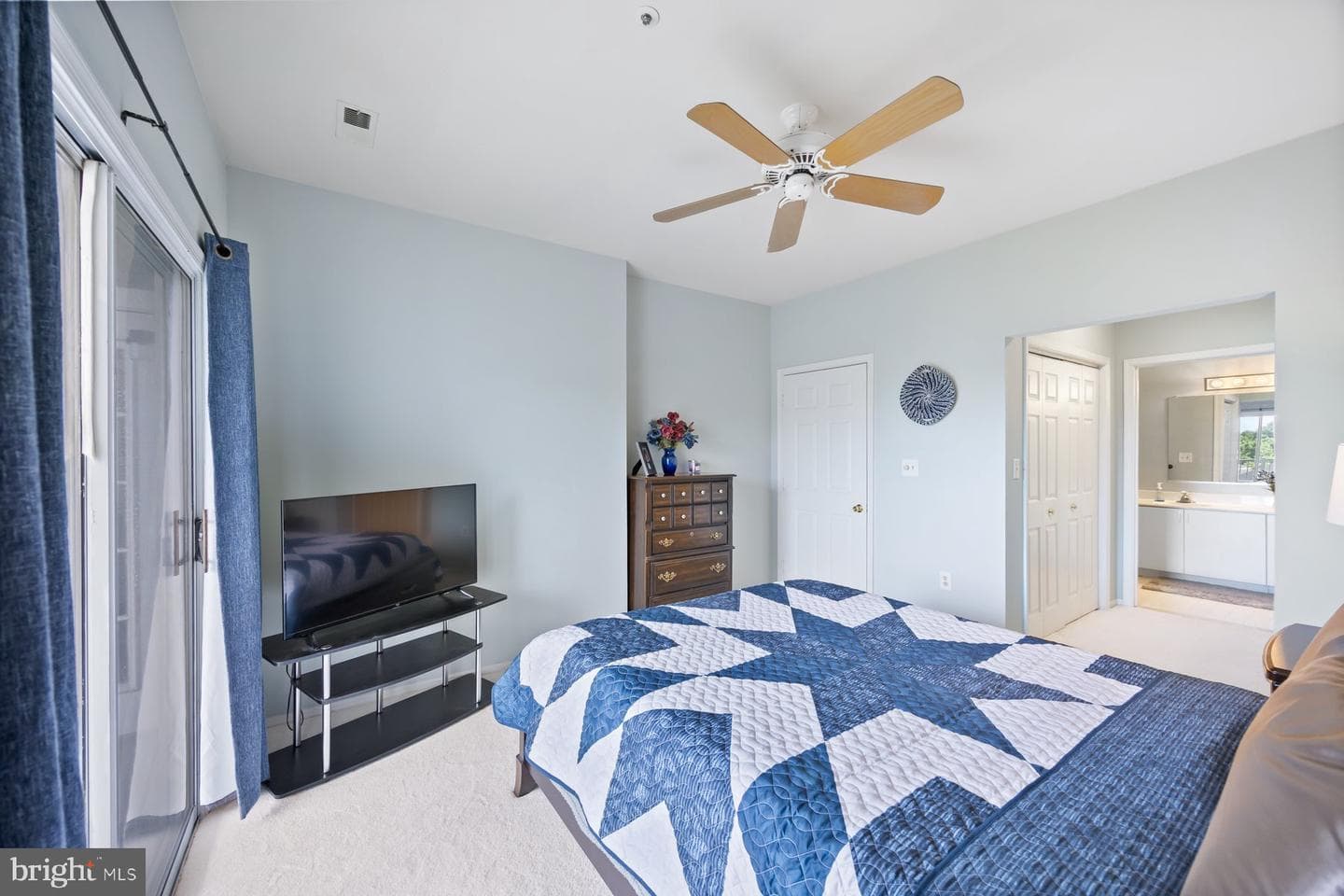 9011 Groffs Mill Drive #9011 photo 27