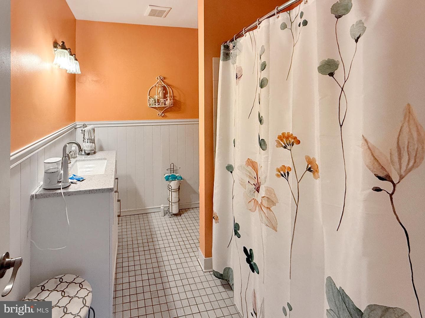1 Ginford Place #202 photo 7