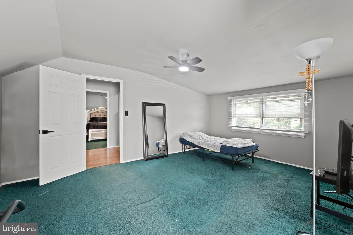 1922 Brookdale Road photo 23