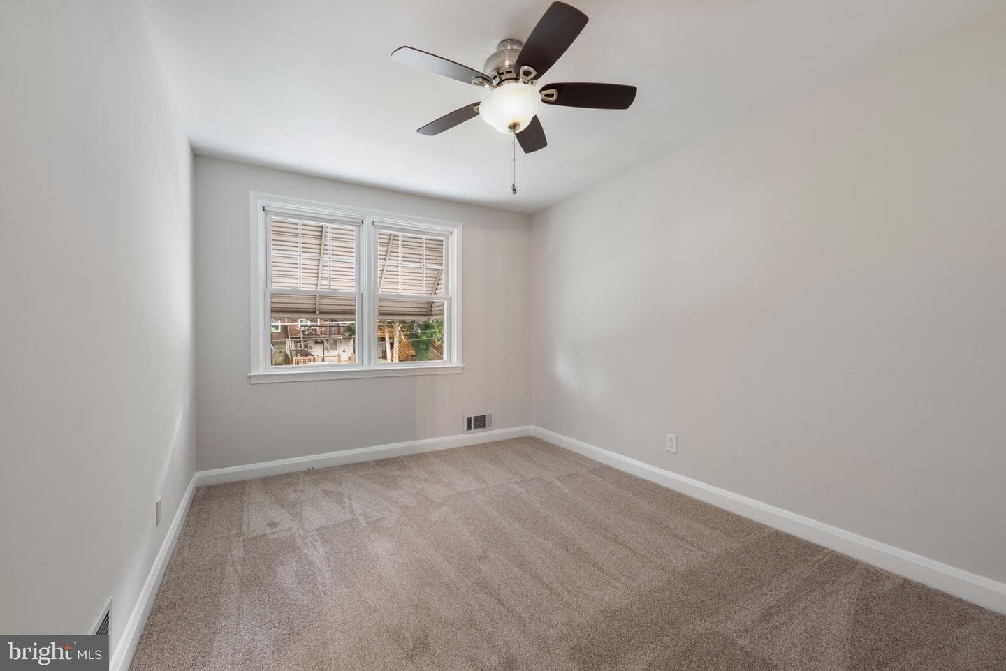238 Medwick Garth E photo 20
