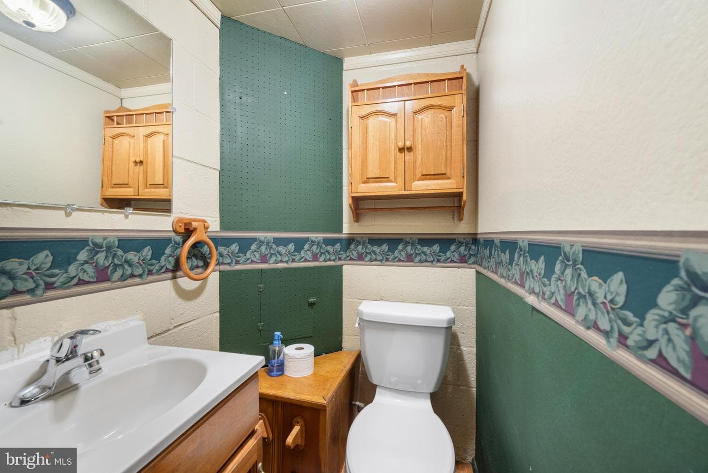 238 Medwick Garth E photo 29