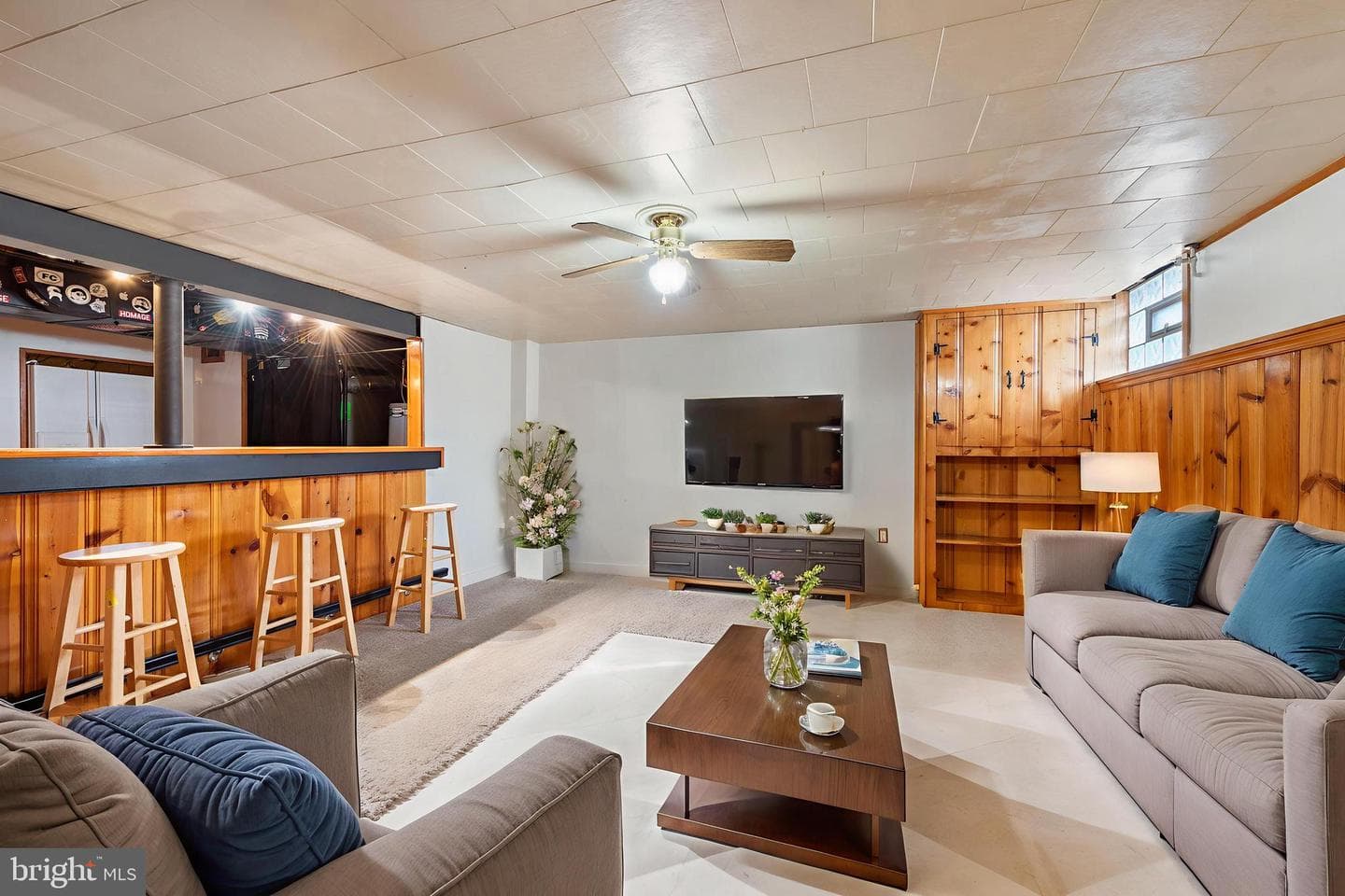 238 Medwick Garth E photo 6