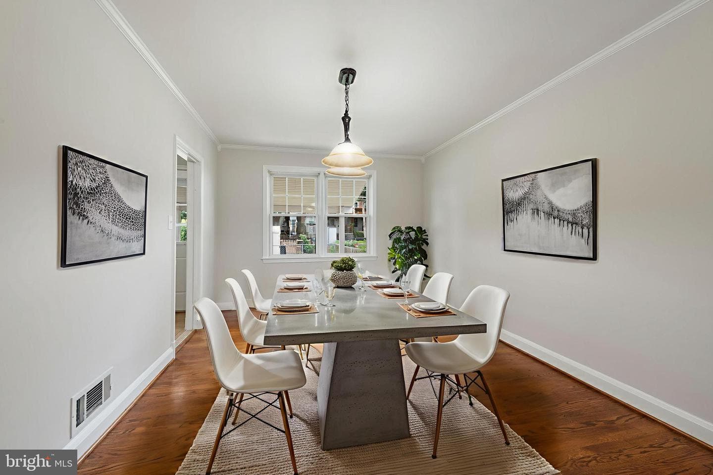 238 Medwick Garth E photo 7